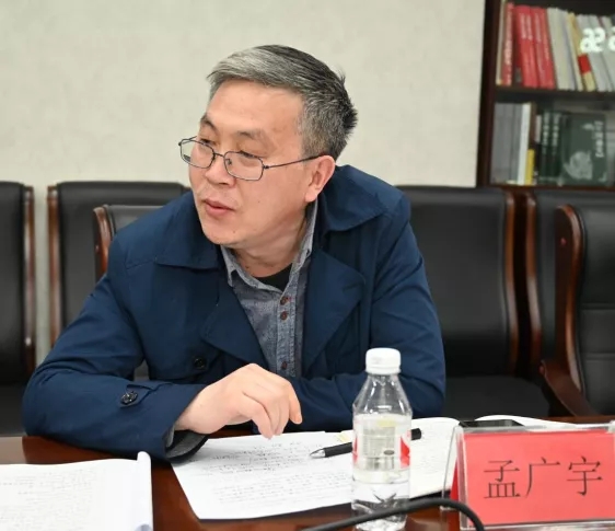 省妇联举办《习近平关于注重家庭家教家风建设论述摘编》读书会(图6) 省妇联举办《习近平关于注重家庭家教家风建设论述摘编》读书会(图6)