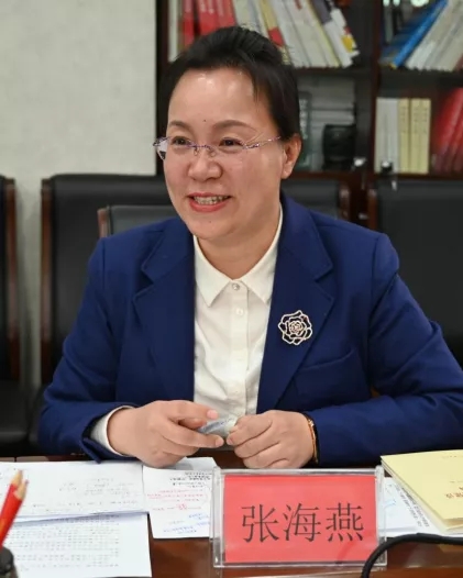 省妇联举办《习近平关于注重家庭家教家风建设论述摘编》读书会(图8) 省妇联举办《习近平关于注重家庭家教家风建设论述摘编》读书会(图8)
