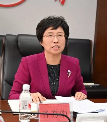 省妇联举办《习近平关于注重家庭家教家风建设论述摘编》读书会(图9) 省妇联举办《习近平关于注重家庭家教家风建设论述摘编》读书会(图9)